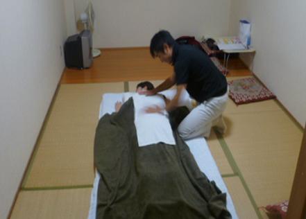 整体で身体の疲れを癒します